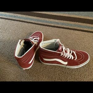 Hightop Vans skateboard shoes